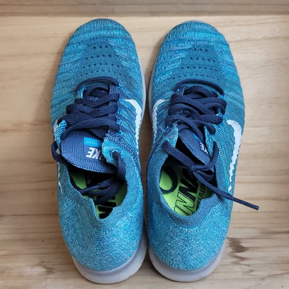 Nike Free RN Flyknit Women's 6 Running Shoes 831070-404 Blue White Ocean Fog - Picture 8 of 10